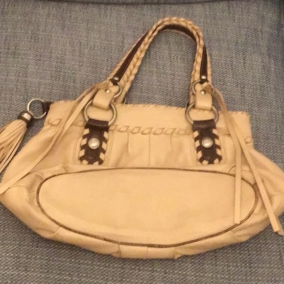 B. Makowsky Handbag - Picture 5 of 7